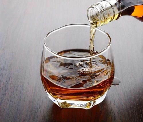 理性飲酒防中毒 解酒良方助你輕松應對，兼談通信與自動控制技術的應用